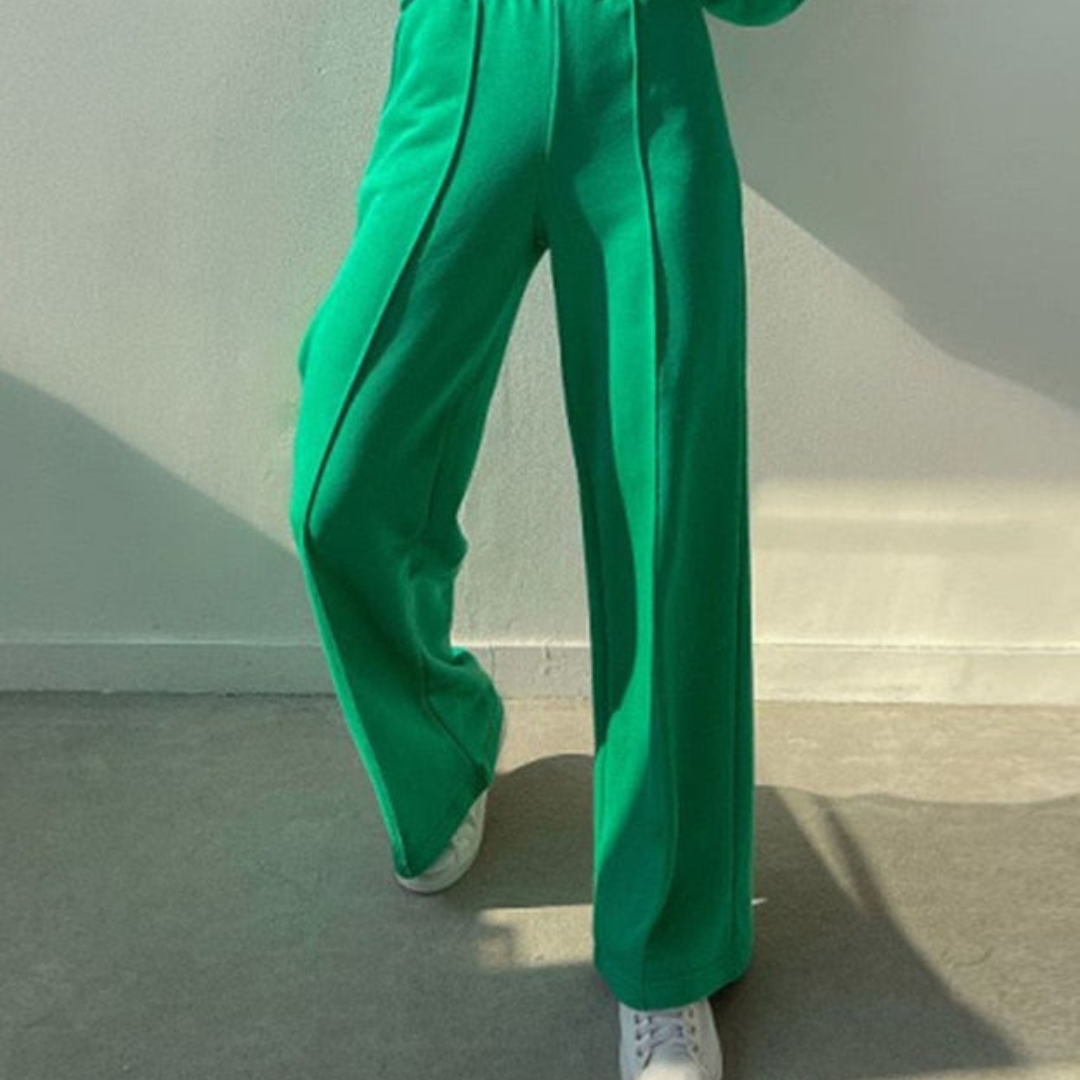 2-Piece Tracksuit Set | Comfy Winter Loungewear | Sweatshirt and Joggers-Fashion Nora