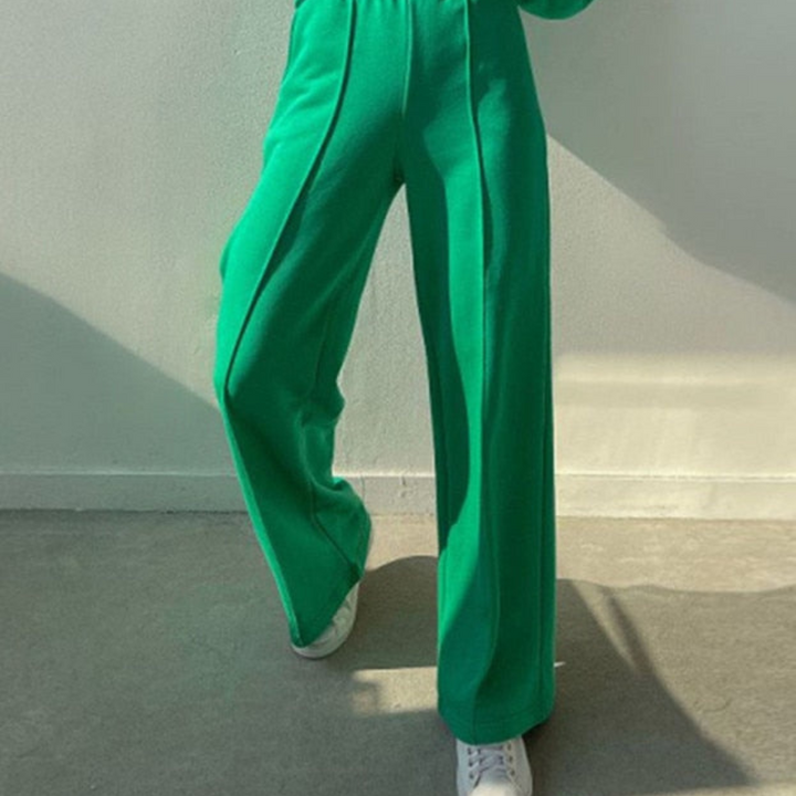2-Piece Tracksuit Set | Comfy Winter Loungewear | Sweatshirt and Joggers-Fashion Nora