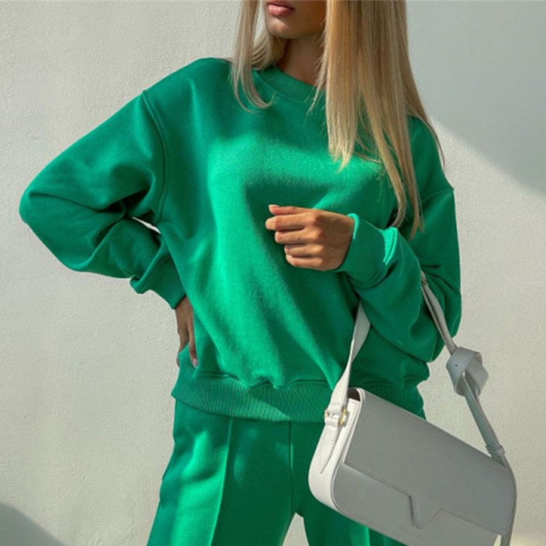 2-Piece Tracksuit Set | Comfy Winter Loungewear | Sweatshirt and Joggers-Fashion Nora