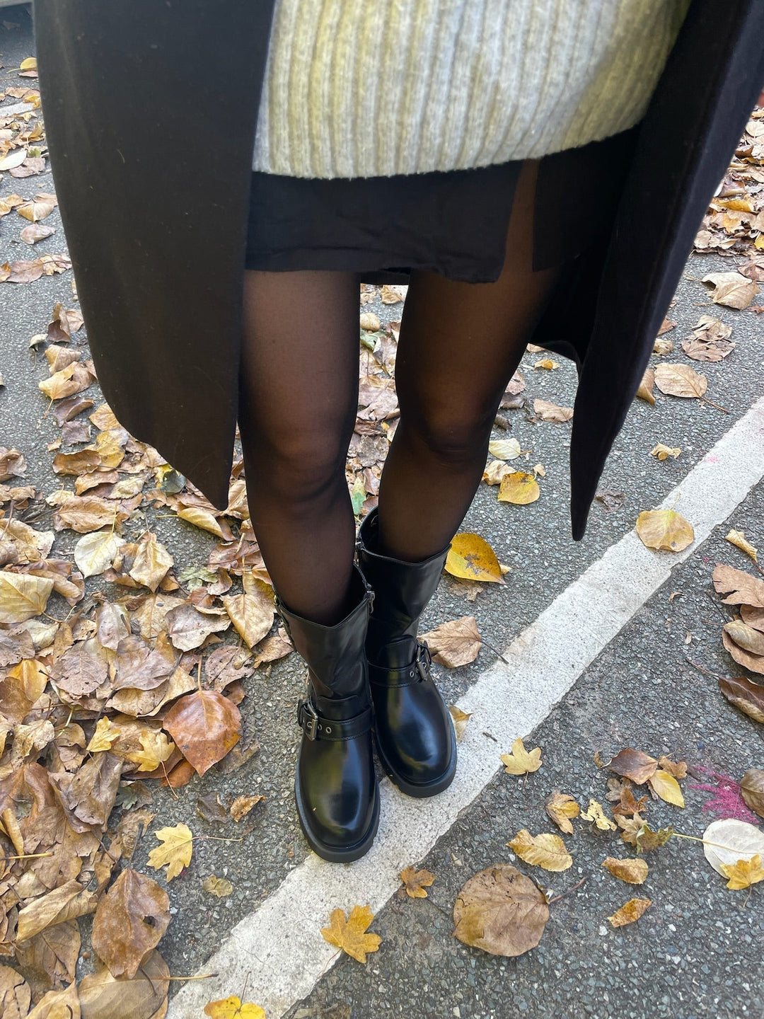 Anja Buckle Boots - Black-Fashion Nora
