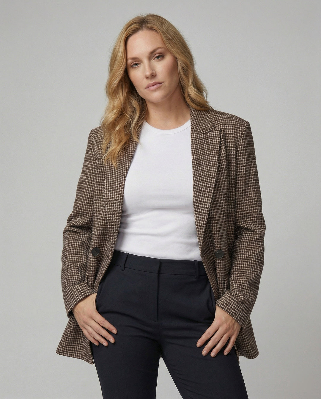 Checked Double-Breasted Blazer | Padded Shoulders | Relaxed Fit | Brown-Fashion Nora