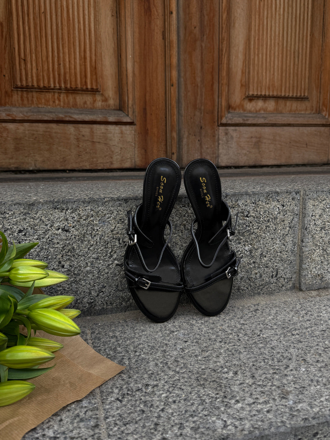 Eva Buckle Heel - Black-Fashion Nora