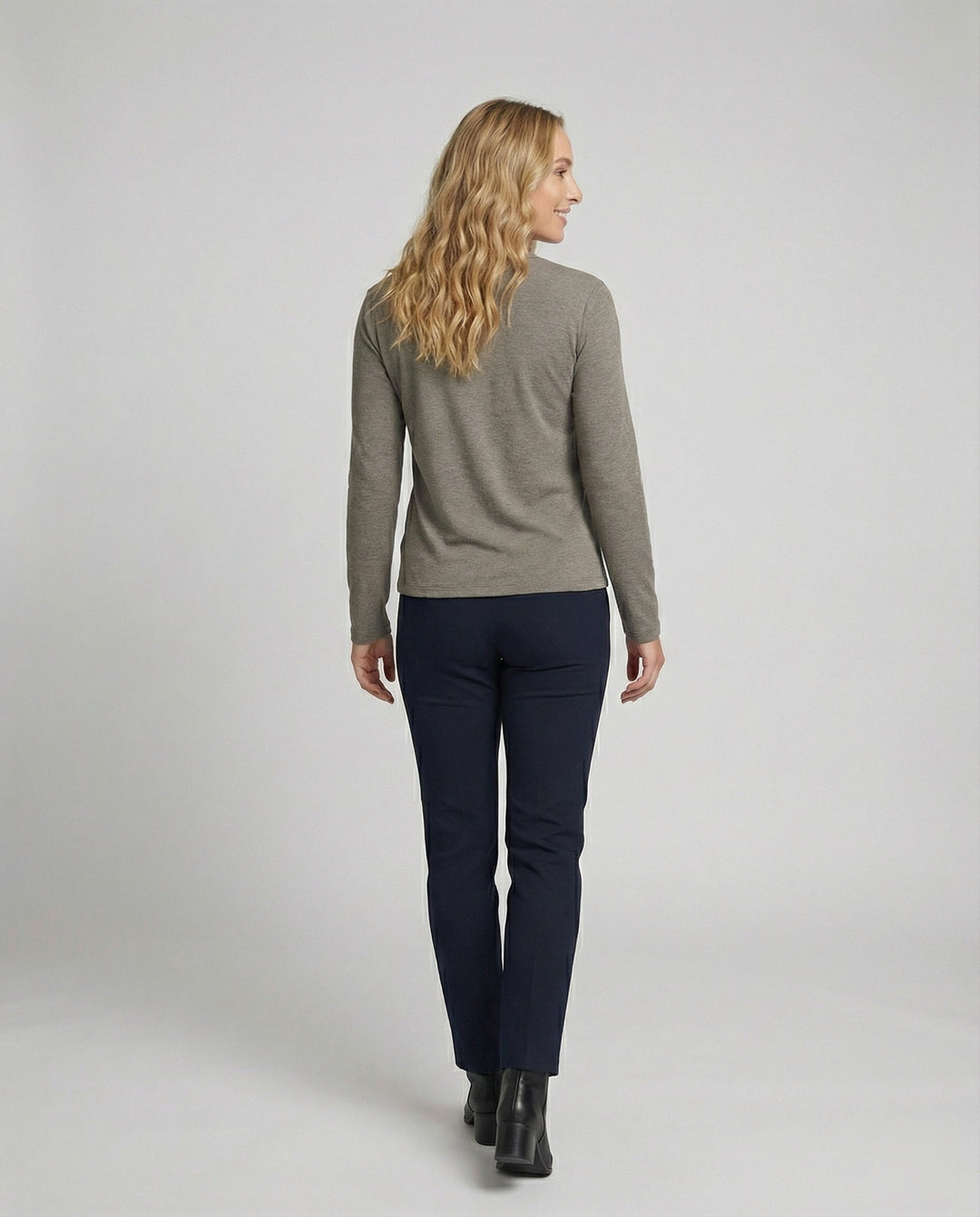 Fleece-Lined Long Sleeve Top | Crew Neck | Side Pockets-Fashion Nora