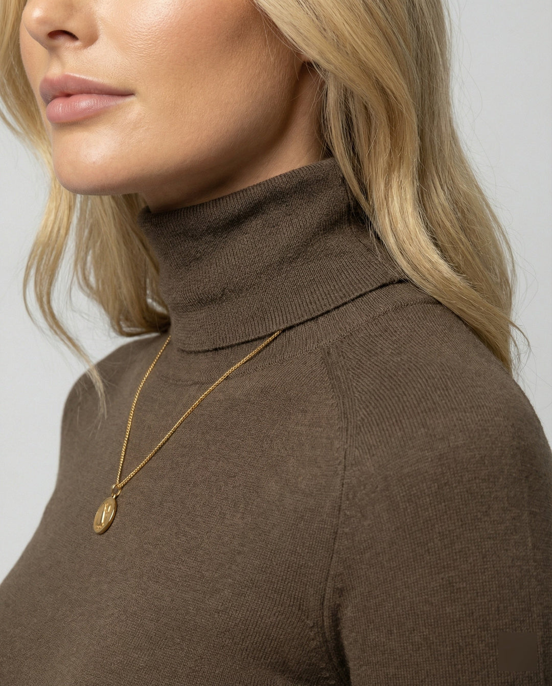Roll Neck Wool Blend Sweater | Slim Fit | One Size-Fashion Nora
