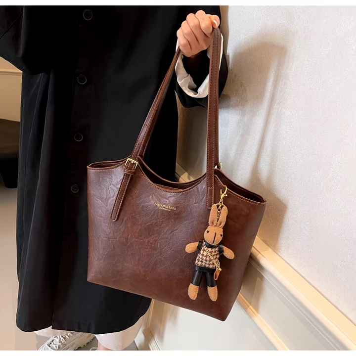 Rustic Edge | Vegan Leather Tote Bag | Vintage Shopper-Fashion Nora
