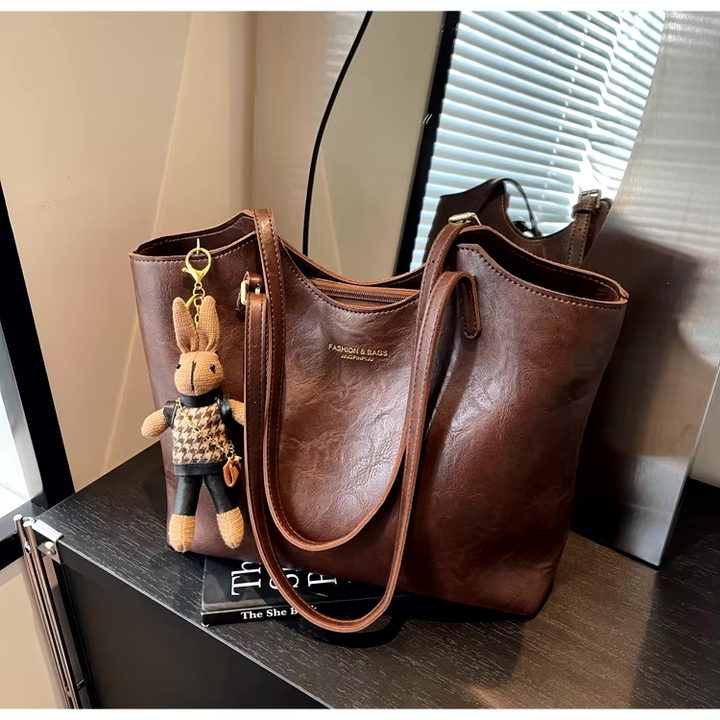 Rustic Edge | Vegan Leather Tote Bag | Vintage Shopper-Fashion Nora