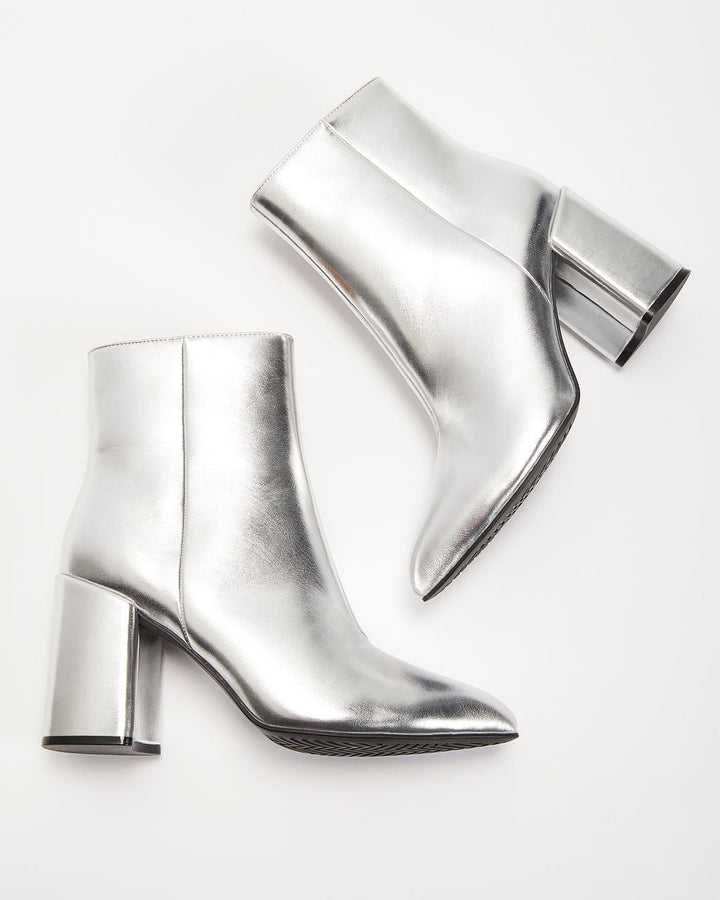 Silver Ankle Boots | Orthopaedic Comfort | Block Heel-Fashion Nora