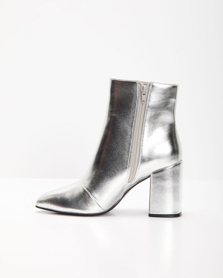 Silver Ankle Boots | Orthopaedic Comfort | Block Heel-Fashion Nora